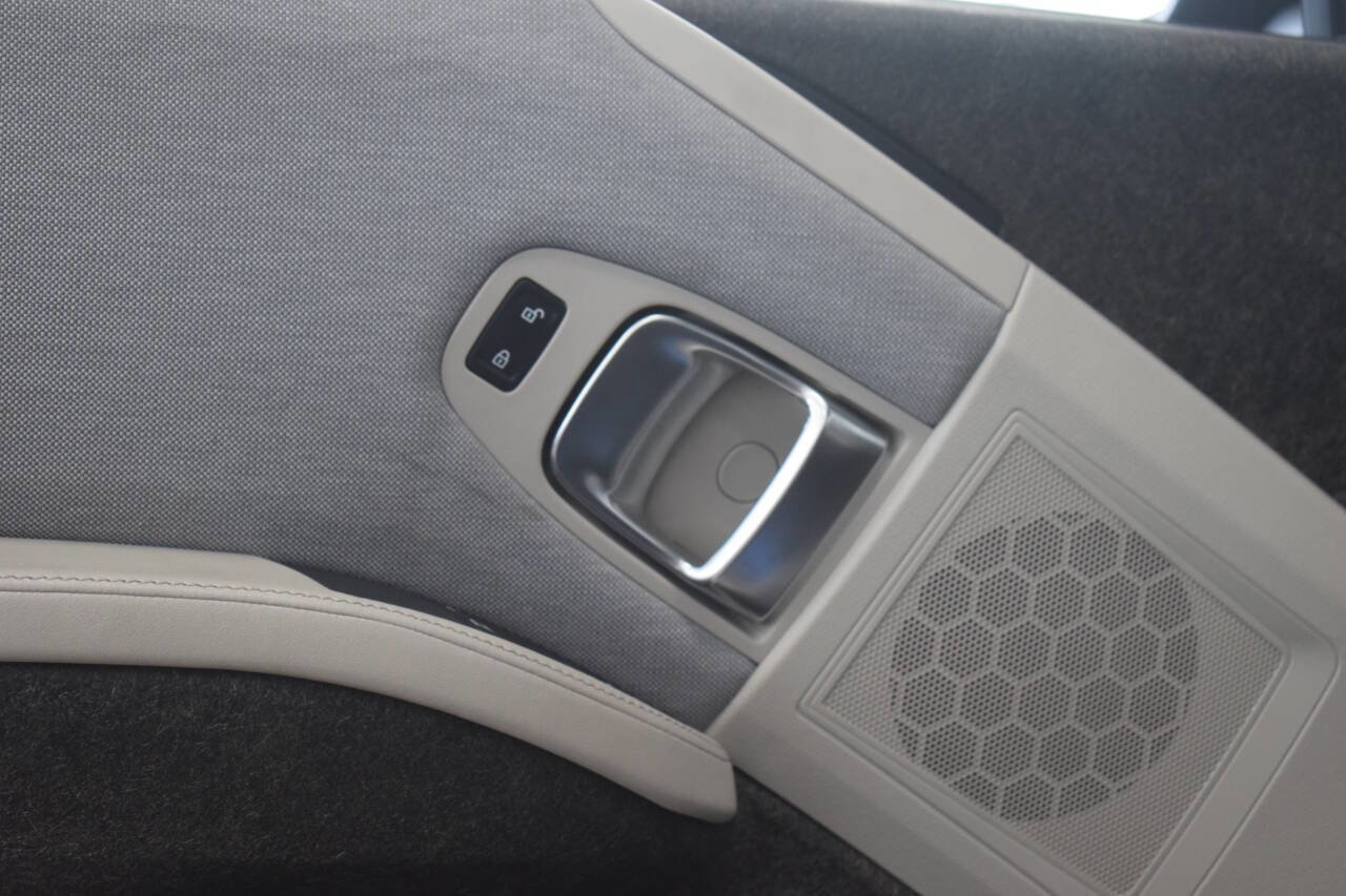 Used 2014 BMW i3 w/ Range Extender image 56