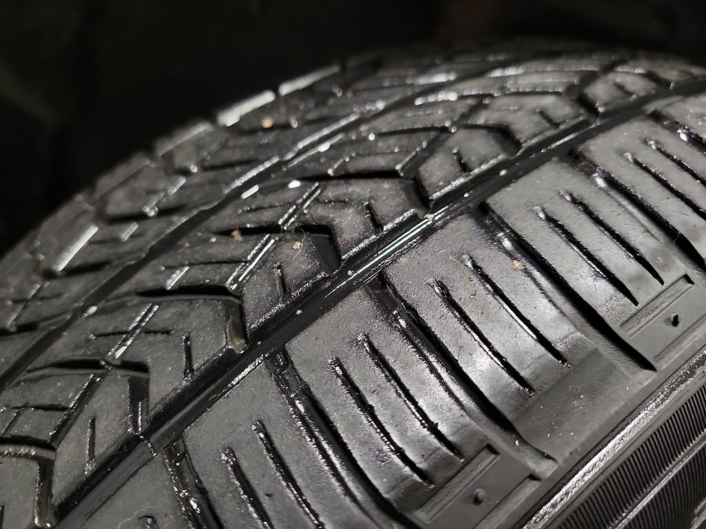 Used 2018 Toyota RAV4 LE w/ All Weather Liner Package image 11