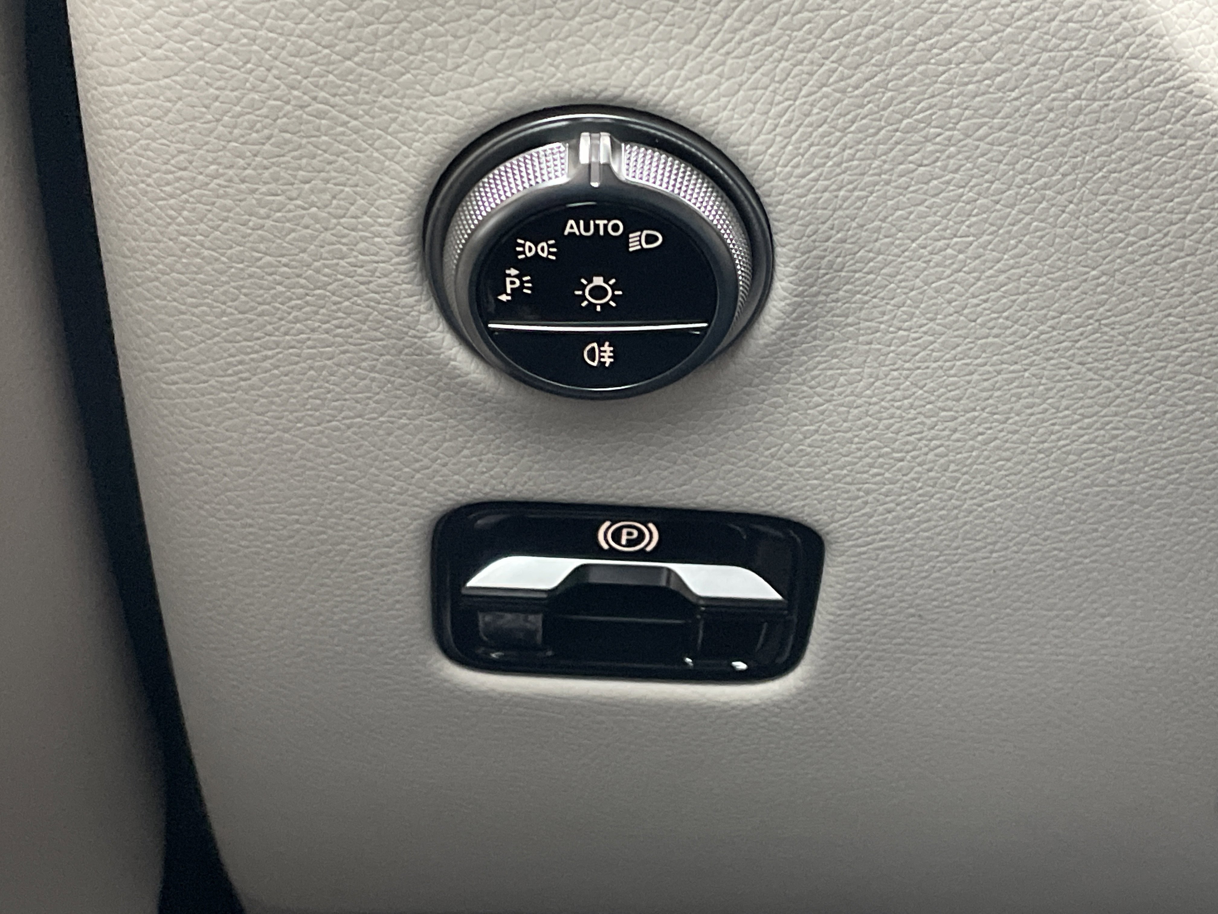 New 2026 Mercedes-Benz GLC 300 image 23