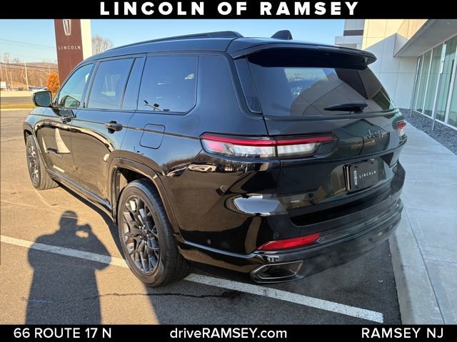 Used 2023 Jeep Grand Cherokee L Summit w/ High Altitude Package AWD/4WD image 7
