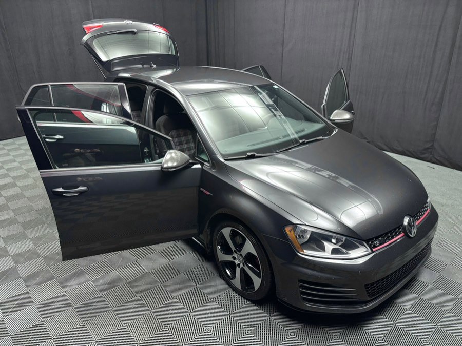Used 2016 Volkswagen GTI SE image 21