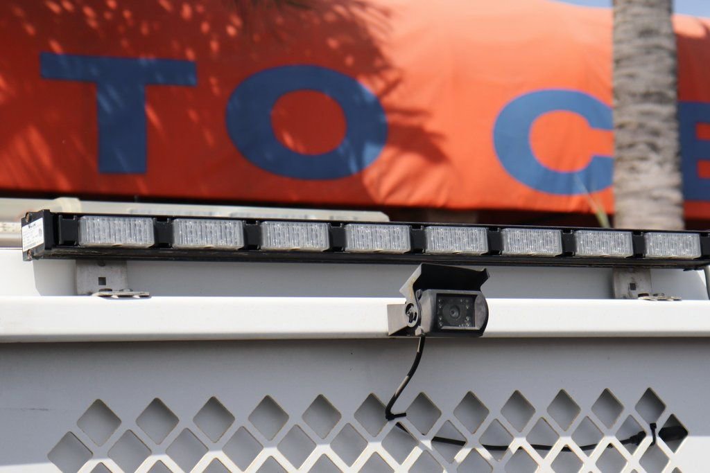 Used 2017 Ford F550 2WD Regular Cab Super Duty image 36