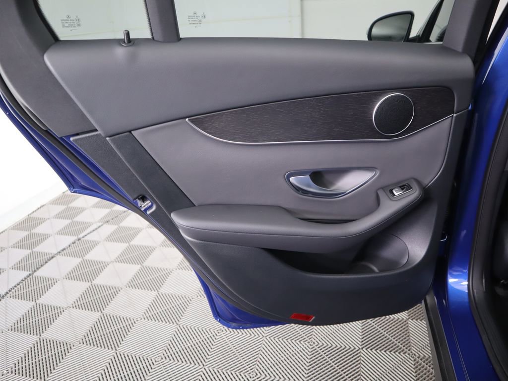 Used 2022 Mercedes-Benz GLC 300 image 26