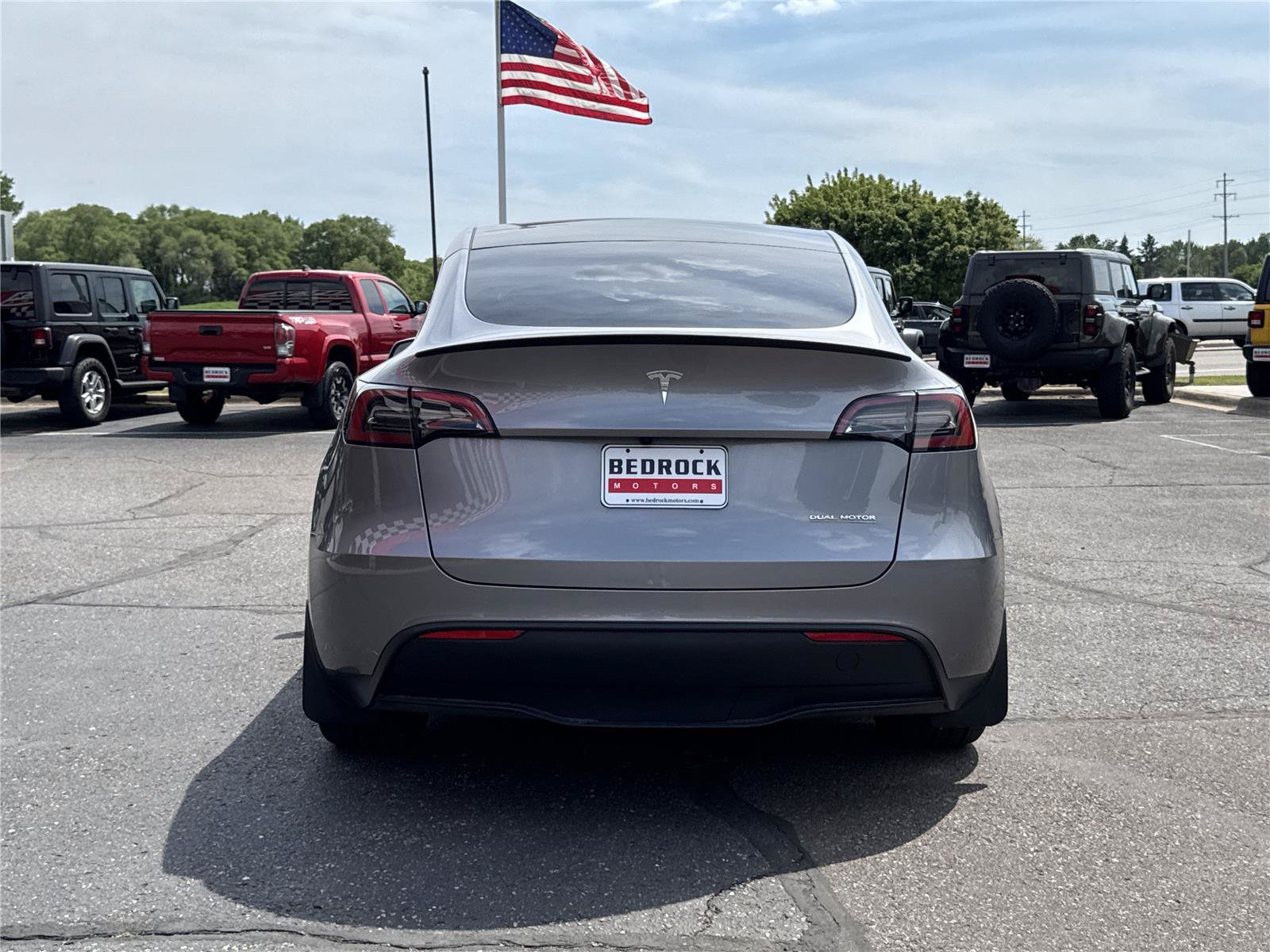 Used 2025 Tesla Model Y Performance AWD/4WD image 6