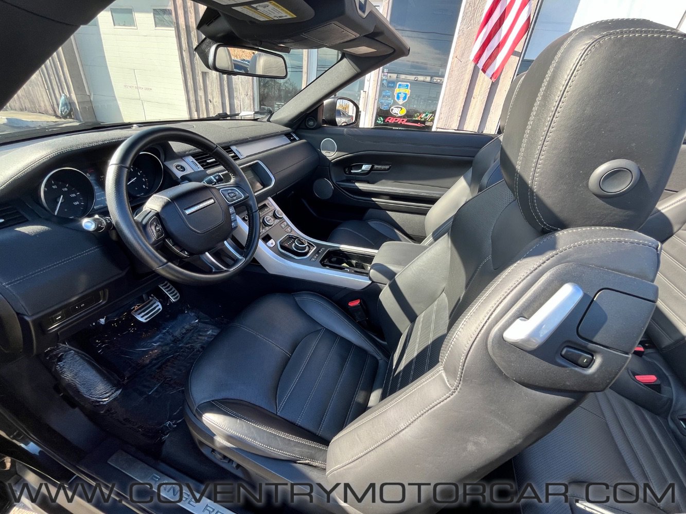 Used 2017 Land Rover Range Rover Evoque HSE Dynamic image 29