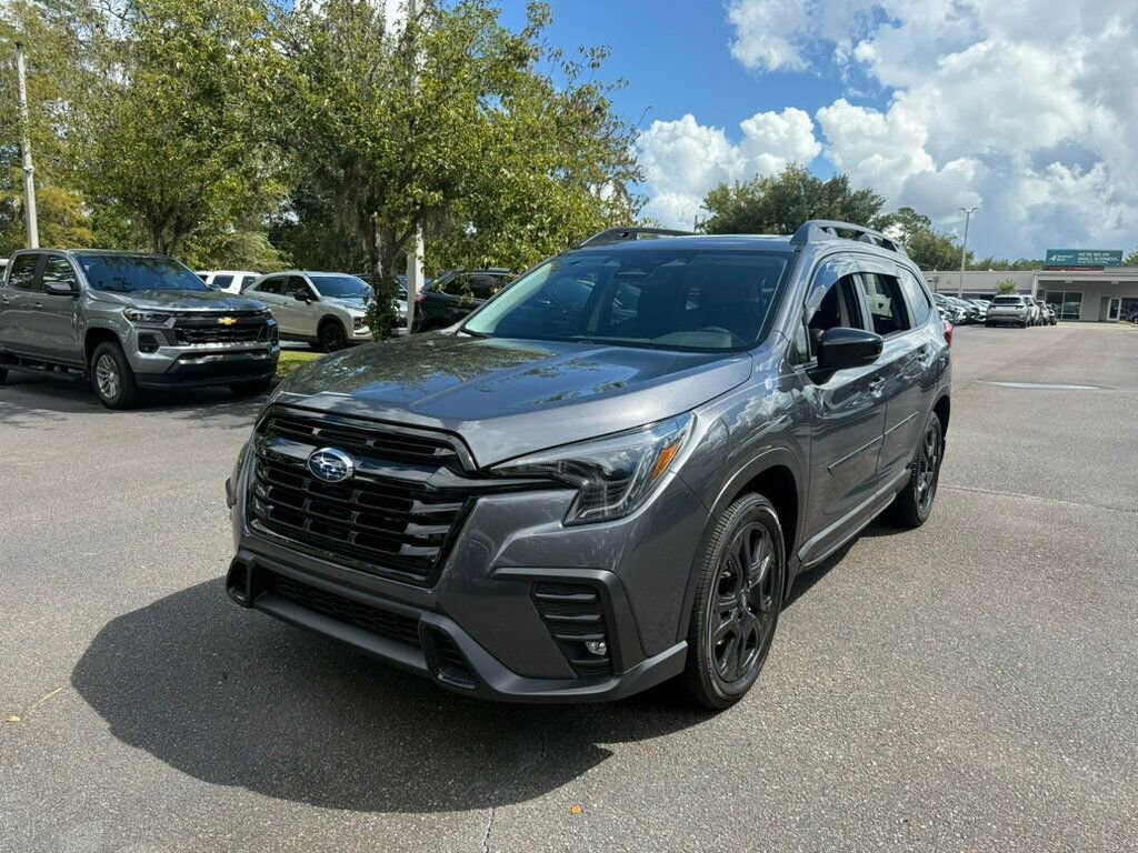Used 2025 Subaru Ascent Onyx Edition w/ Onyx Package image 1