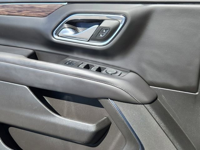 Used 2022 Chevrolet Tahoe LT w/ LT Signature Plus Package AWD/4WD image 6