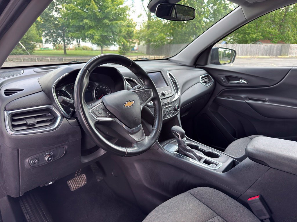 Used 2023 Chevrolet Equinox LT FWD image 26