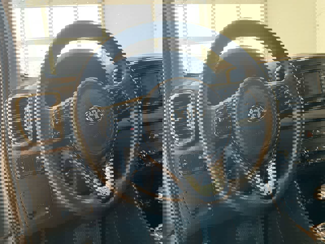 Used 2018 Kia Sportage LX image 14