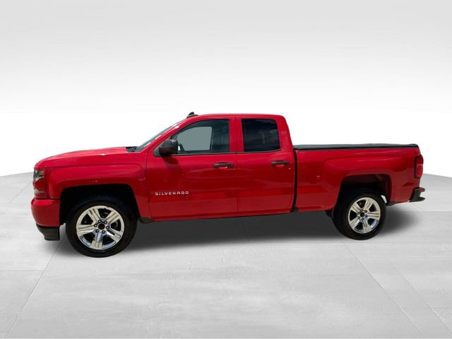 Used 2018 Chevrolet Silverado 1500 Custom w/ Custom Value Package RWD image 7