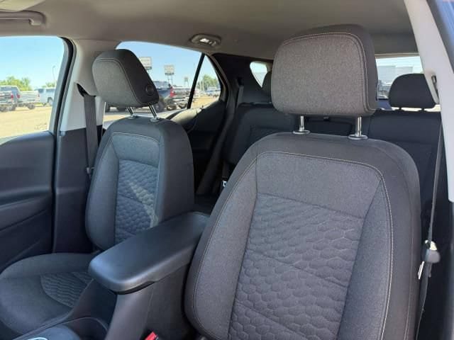 Used 2021 Chevrolet Equinox LT FWD image 12