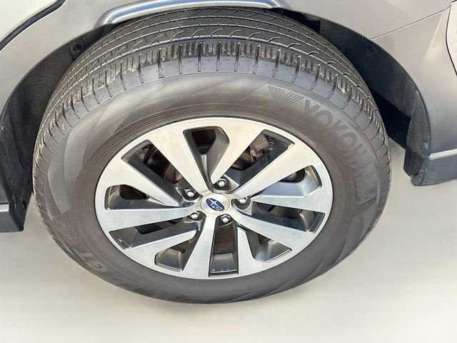 Certified 2023 Subaru Outback Premium AWD/4WD image 5