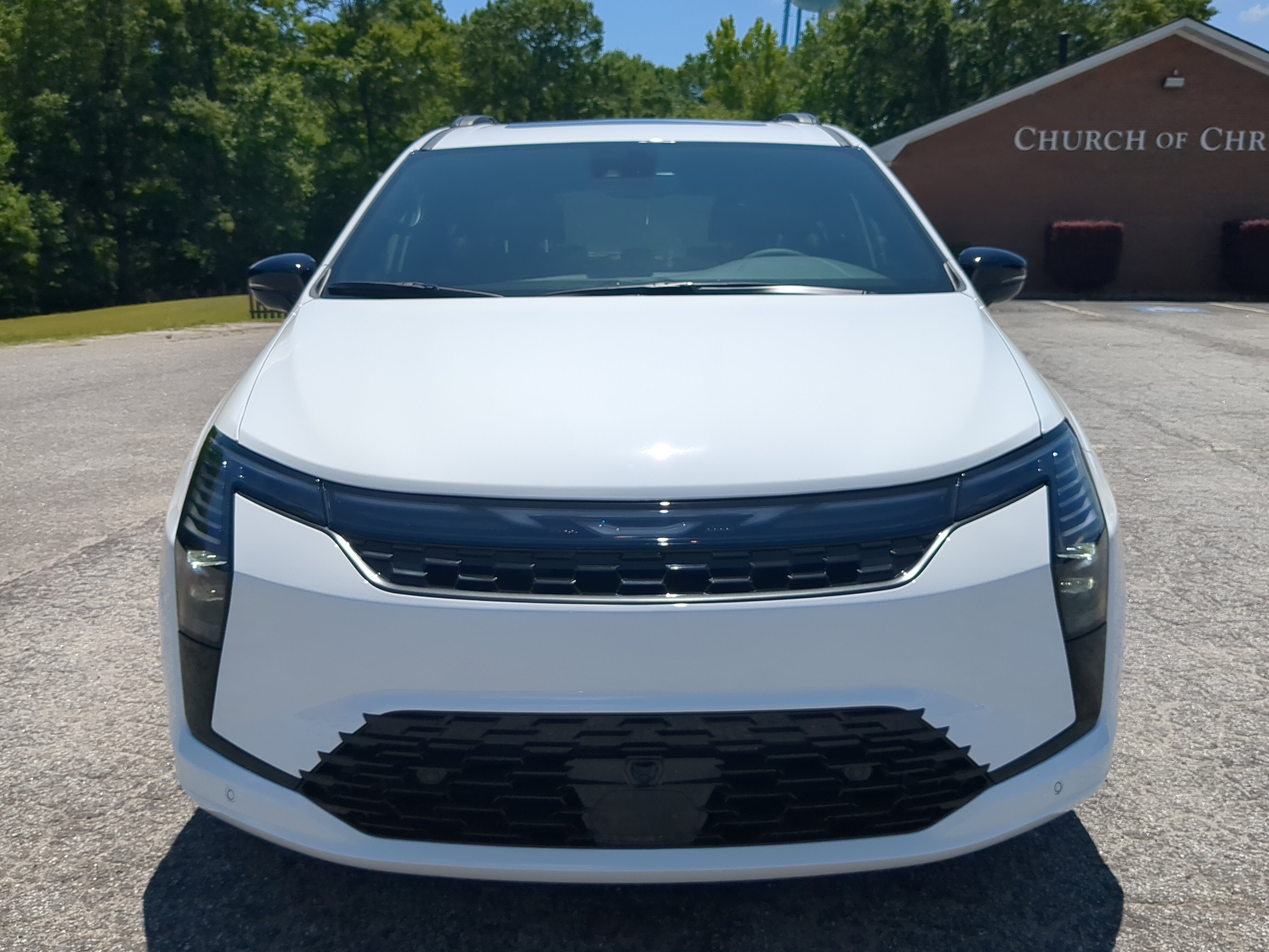 New 2027 Chrysler Pacifica Limited FWD image 7