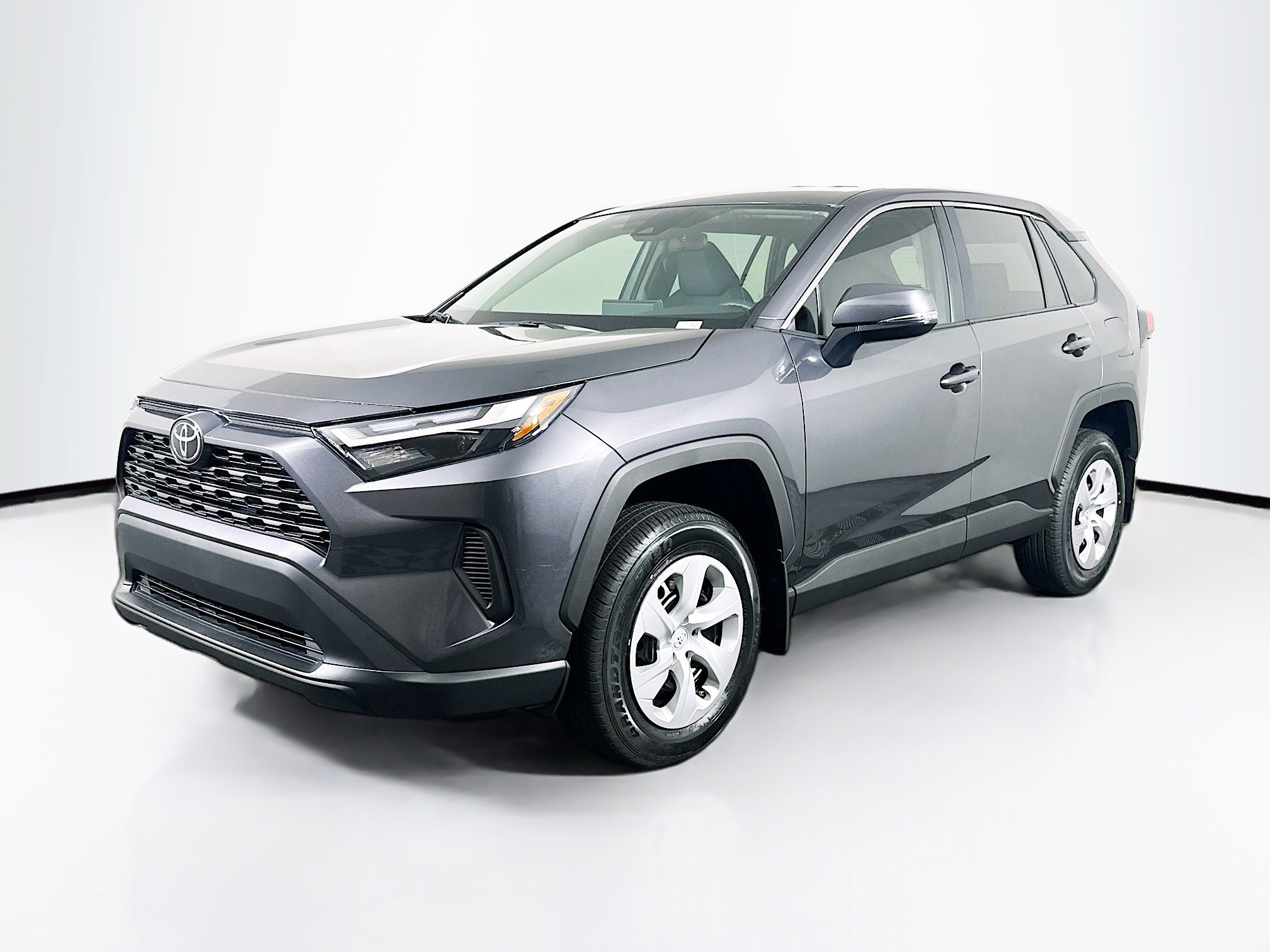 Used 2025 Toyota RAV4 LE image 3