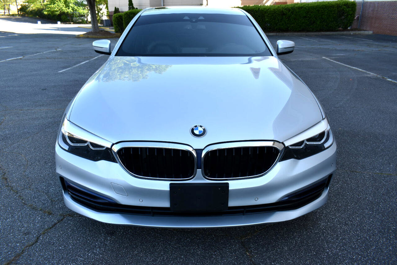 Used 2019 BMW 530i xDrive w/ Convenience Package image 3