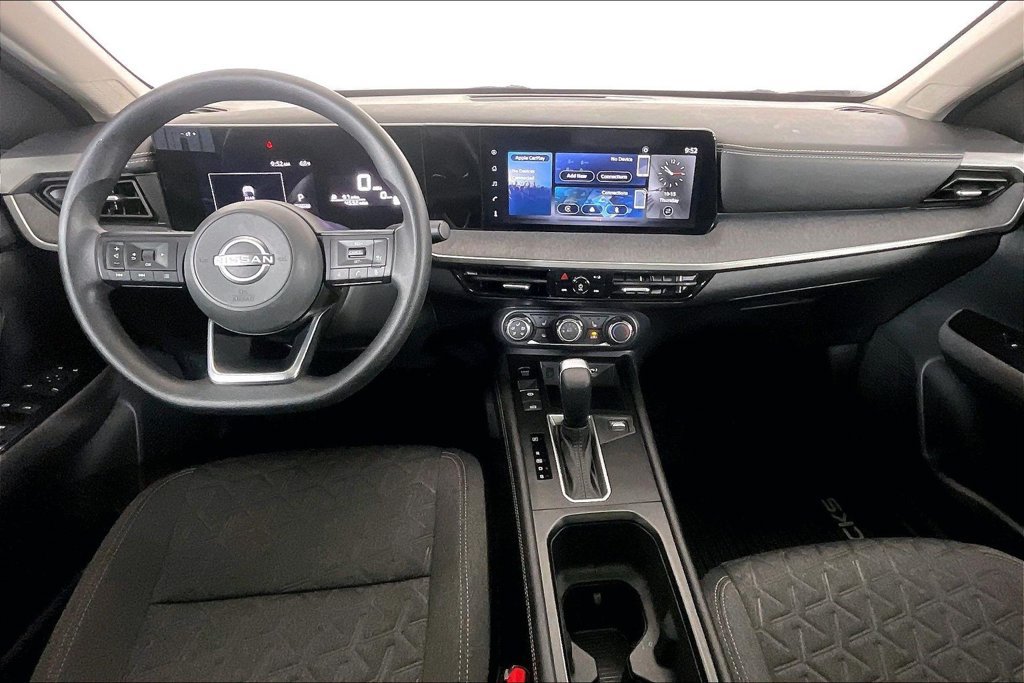 Certified 2025 Nissan Kicks SV w/ SV Premium Package AWD/4WD image 17