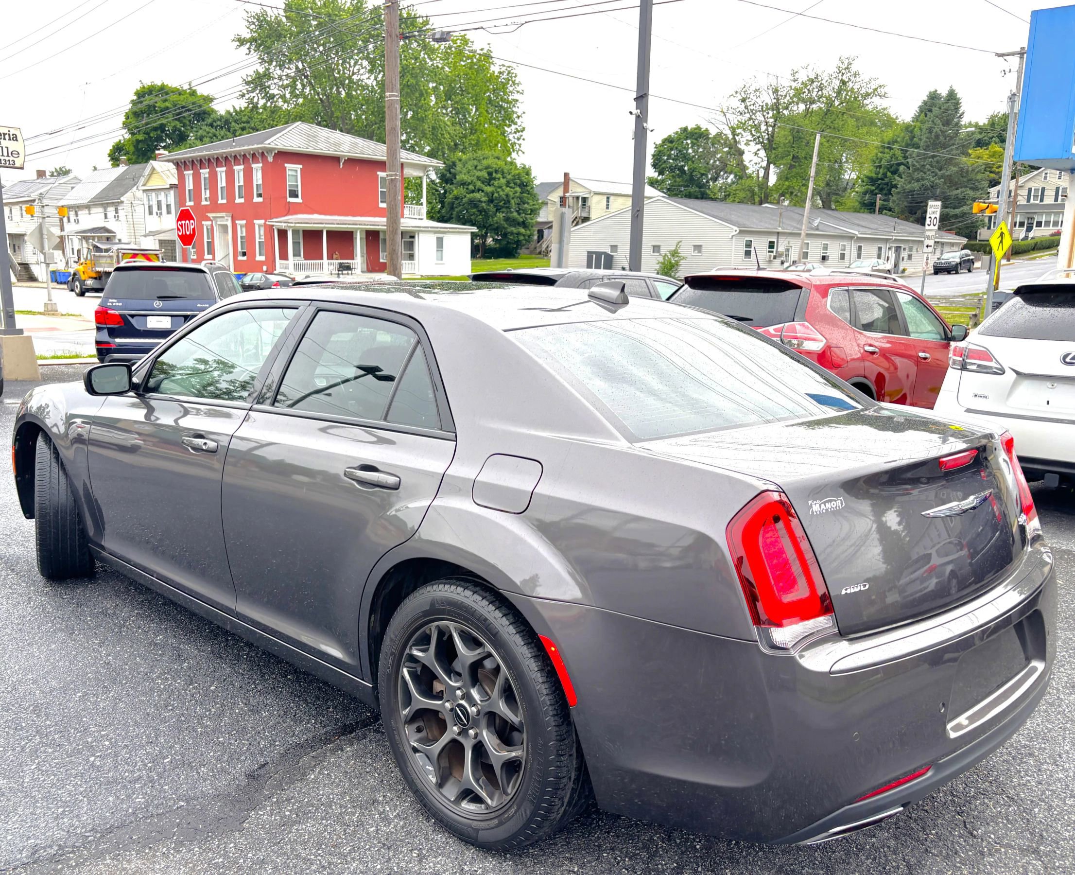 Used 2015 Chrysler 300 S w/ 300S Premium Group AWD/4WD image 4