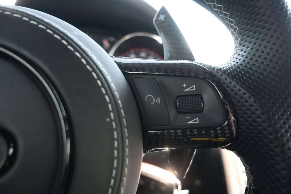 Used 2011 Audi R8 V10 AWD/4WD image 25