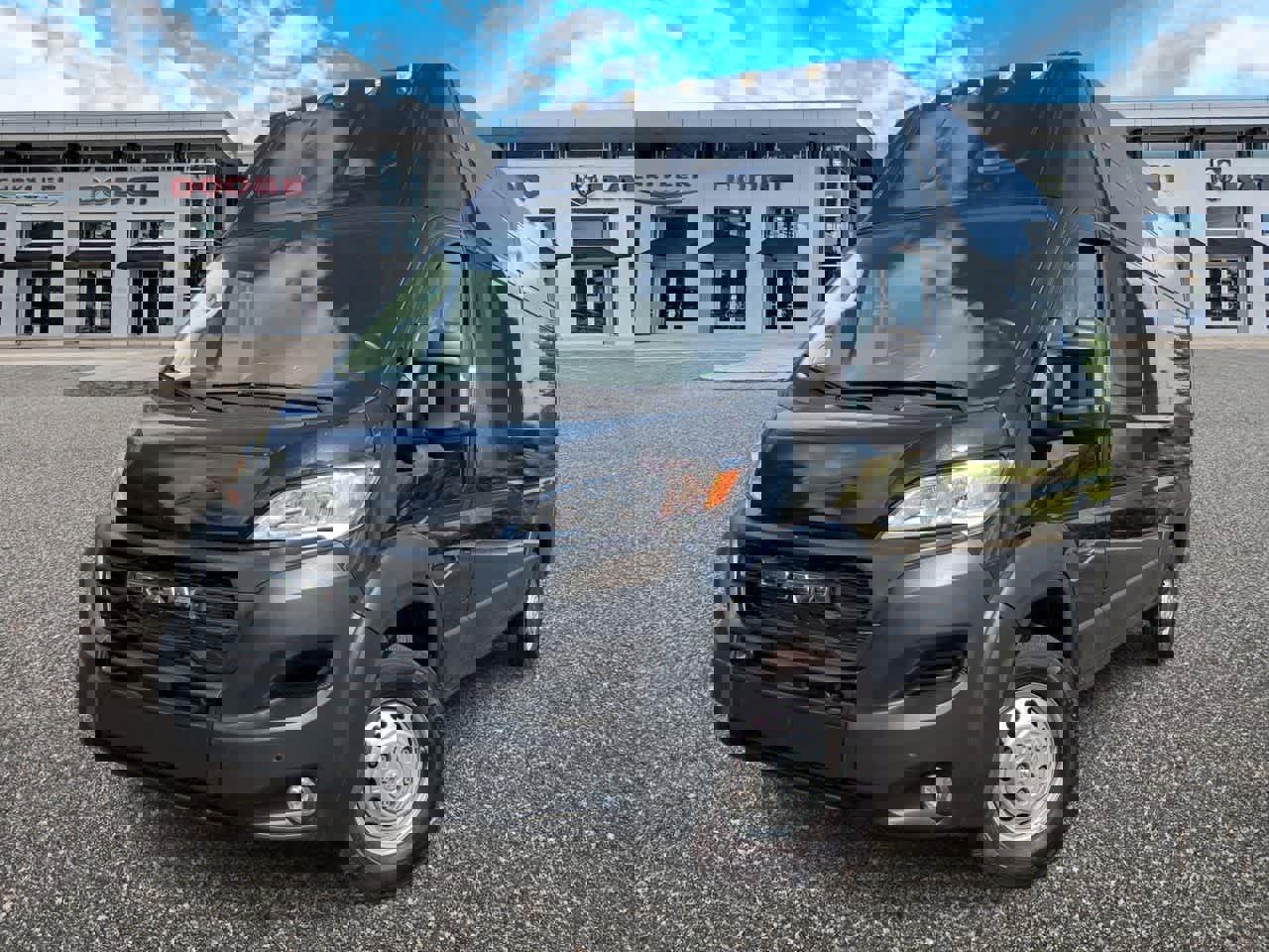 Used 2025 RAM ProMaster 3500 w/ Premium Convenience Group image 1