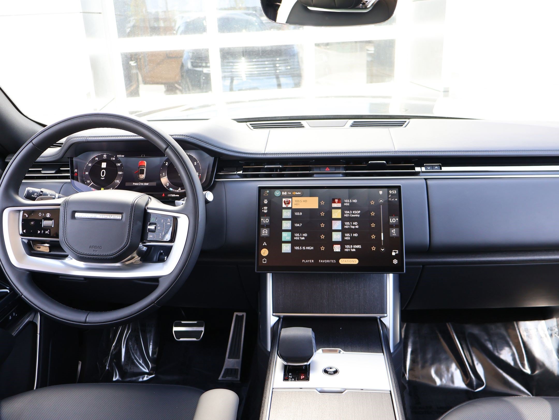 Certified 2024 Land Rover Range Rover Long Wheelbase SE AWD/4WD image 23