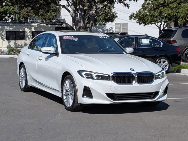 Used 2023 BMW 330i 330i w/ Premium Package image 3
