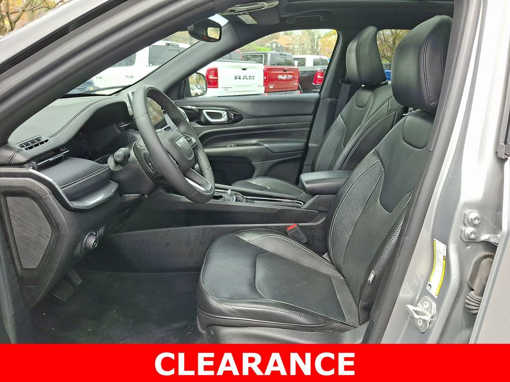 Used 2023 Jeep Compass High Altitude AWD/4WD image 12