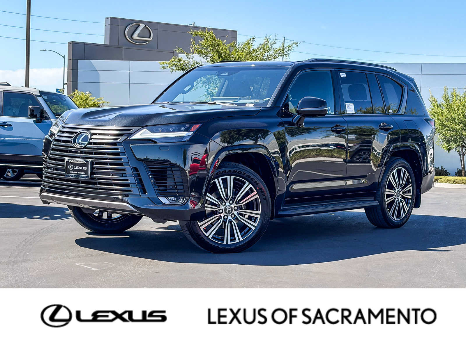 New 2026 Lexus LX 600 4WD w/ Luxury Package