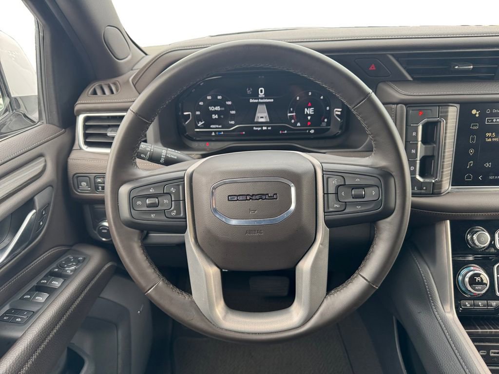 Used 2024 GMC Yukon XL Denali image 13