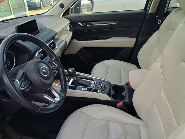 Used 2017 MAZDA CX-5 Grand Touring w/ Premium Package image 6