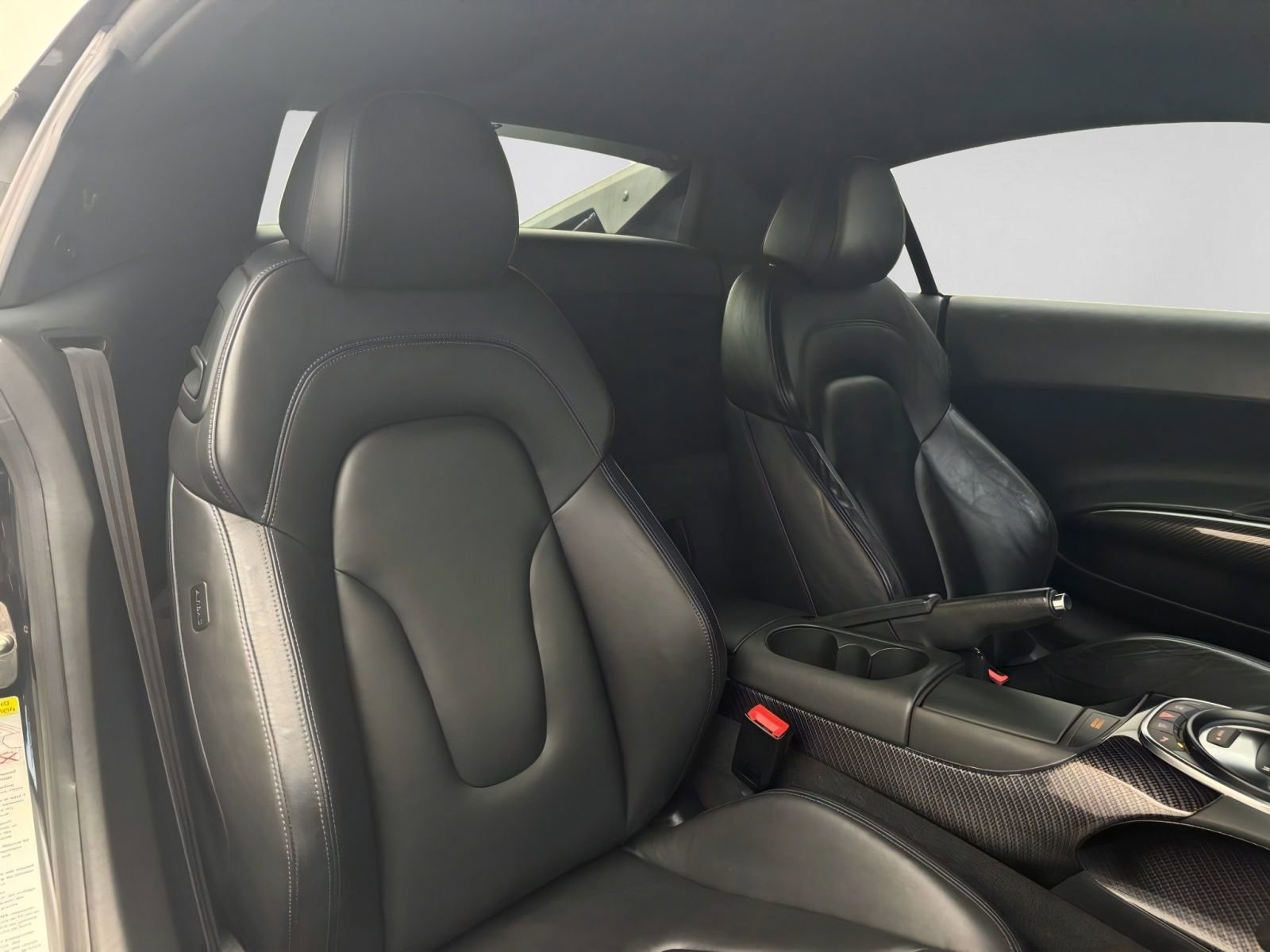 Used 2008 Audi R8 V8 image 29