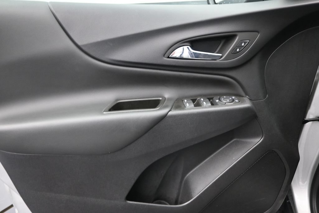 Used 2022 Chevrolet Equinox LT FWD image 11