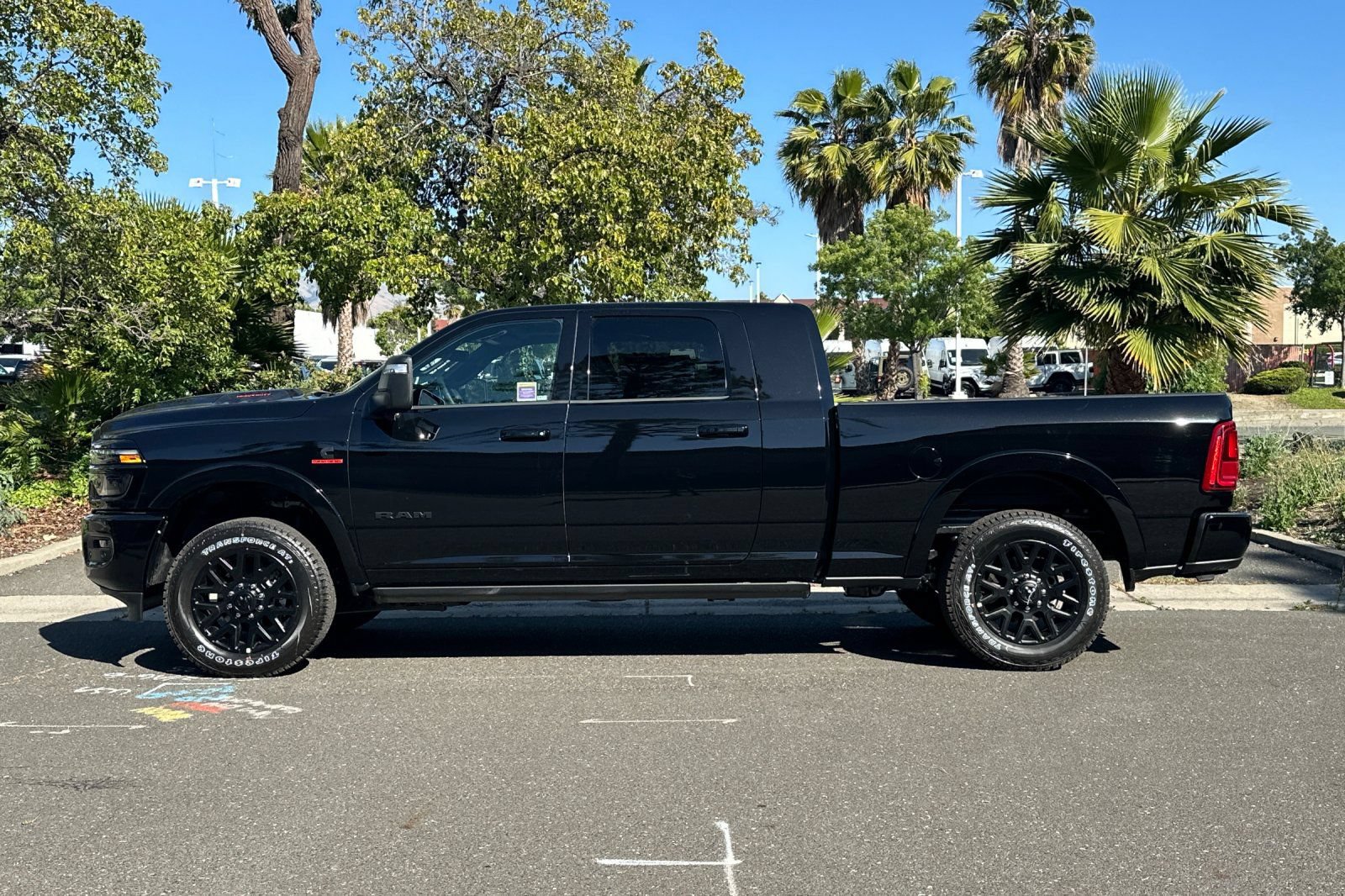 New 2026 RAM 2500 Limited AWD/4WD image 6