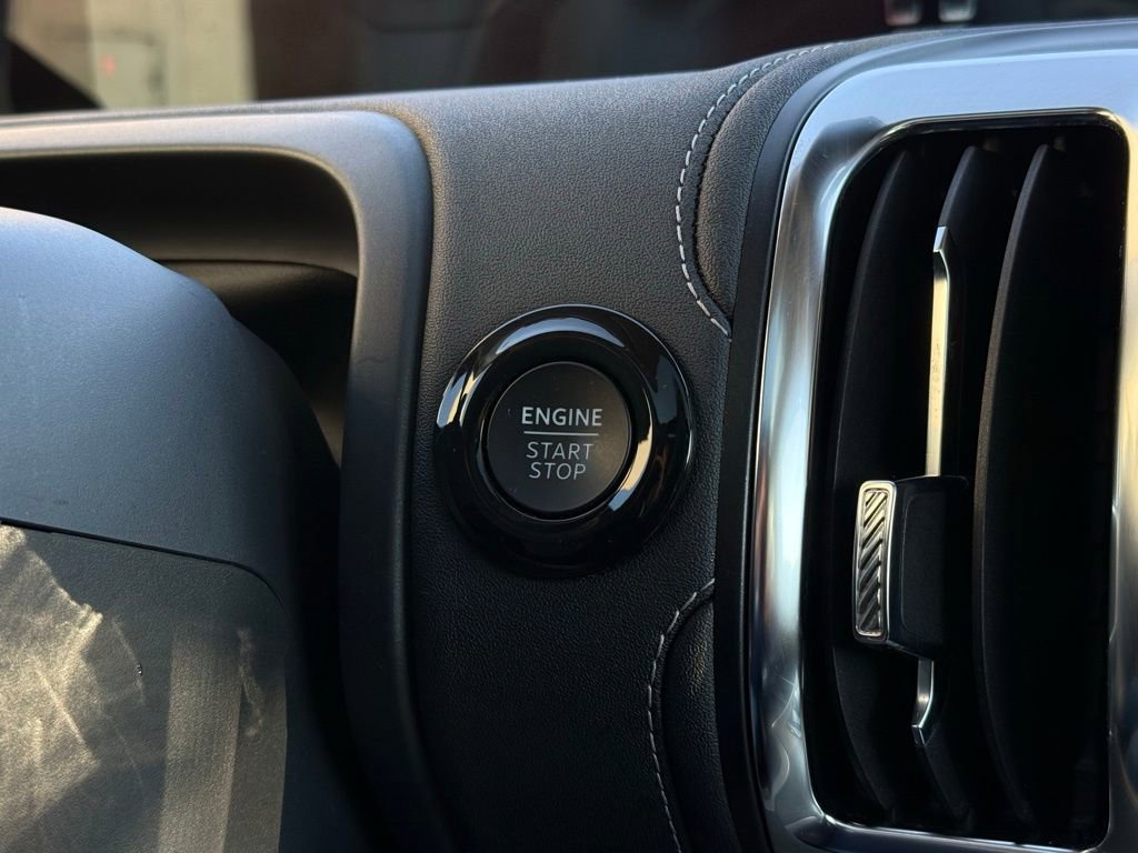 Used 2025 Ford Expedition Max Platinum image 31