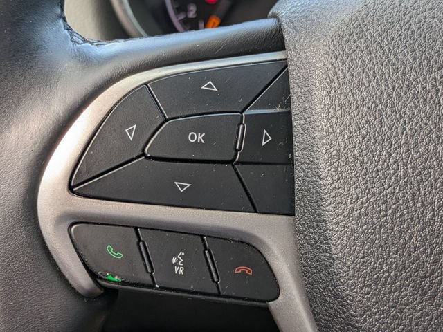 Used 2018 Jeep Grand Cherokee Altitude RWD image 30