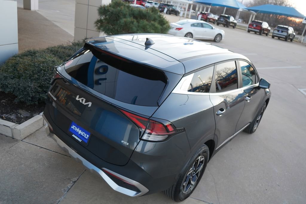 Used 2024 Kia Sportage LX image 13