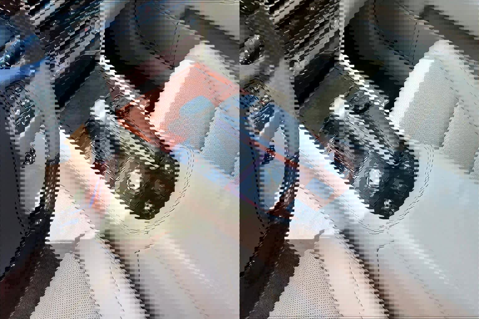 Used 2015 Lexus LS 460 w/ Comfort Package image 15