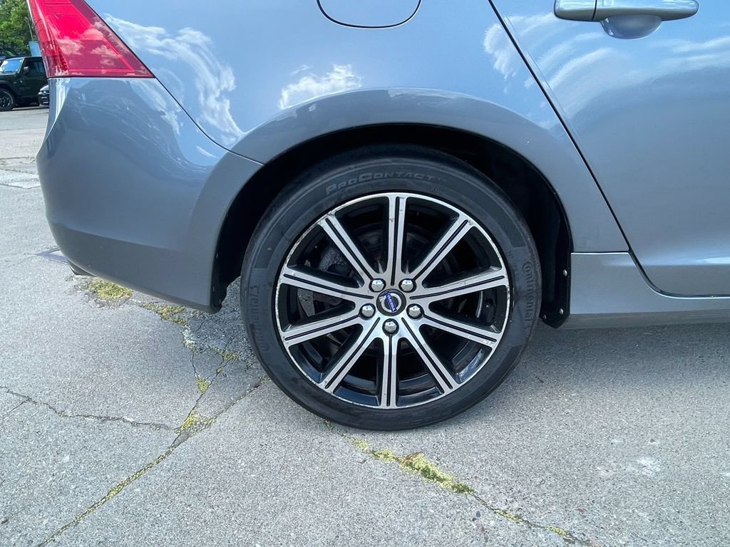 Used 2018 Volvo S60 T5 Inscription AWD/4WD image 32