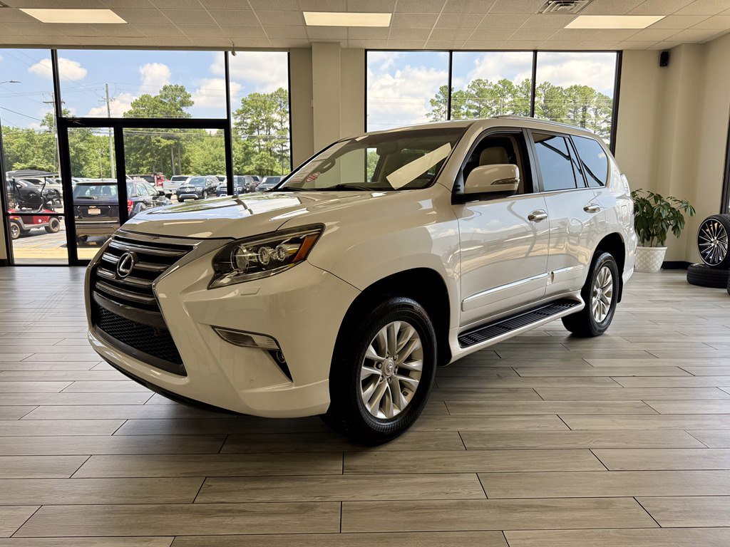 Used 2015 Lexus GX 460 w/ Premium Package AWD/4WD image 3