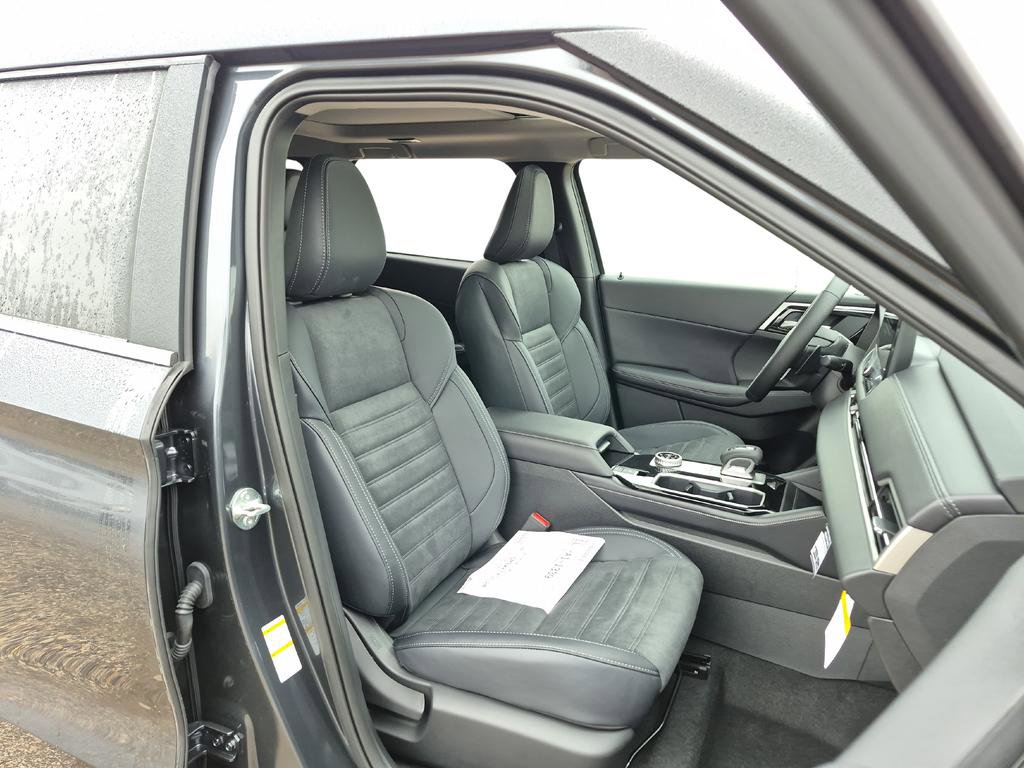 New 2026 Mitsubishi Outlander SE AWD/4WD image 29