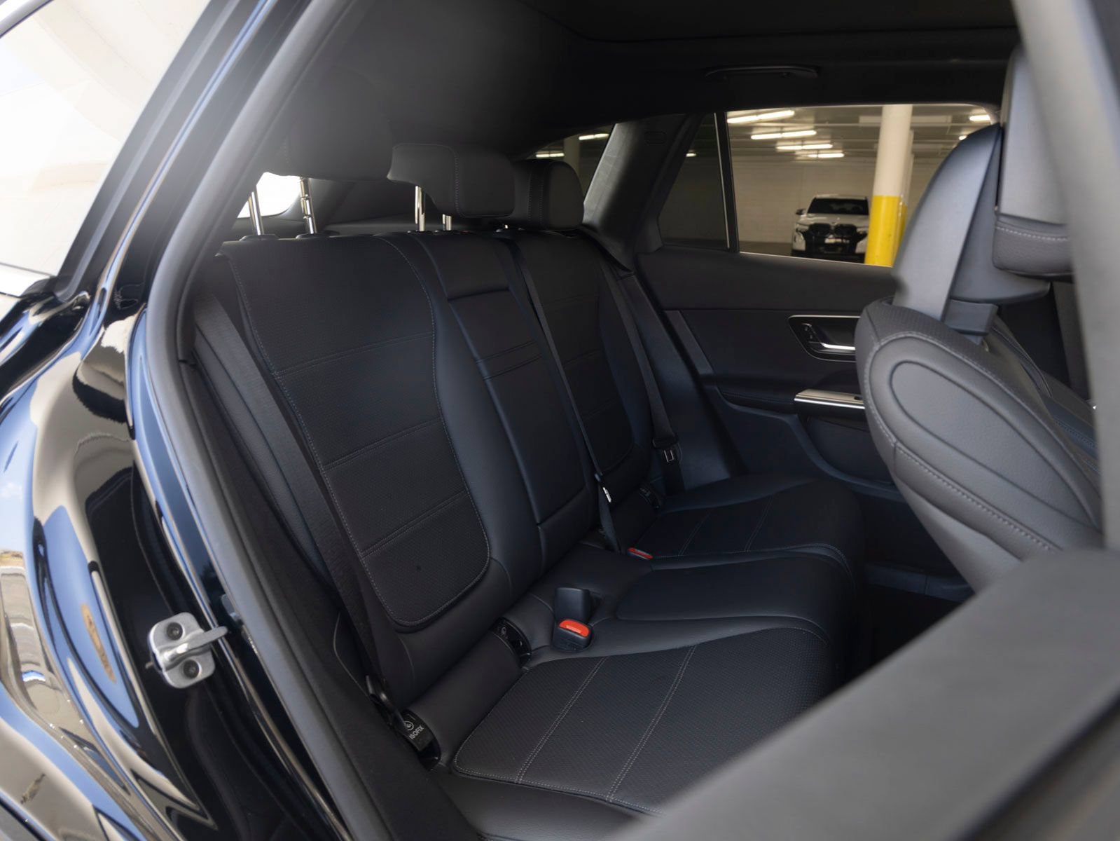 Certified 2026 Mercedes-Benz GLC 300 4MATIC image 23