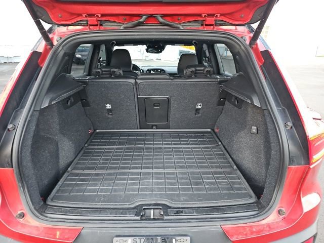 Used 2021 Volvo XC40 T5 R-Design w/ Advanced Package image 23