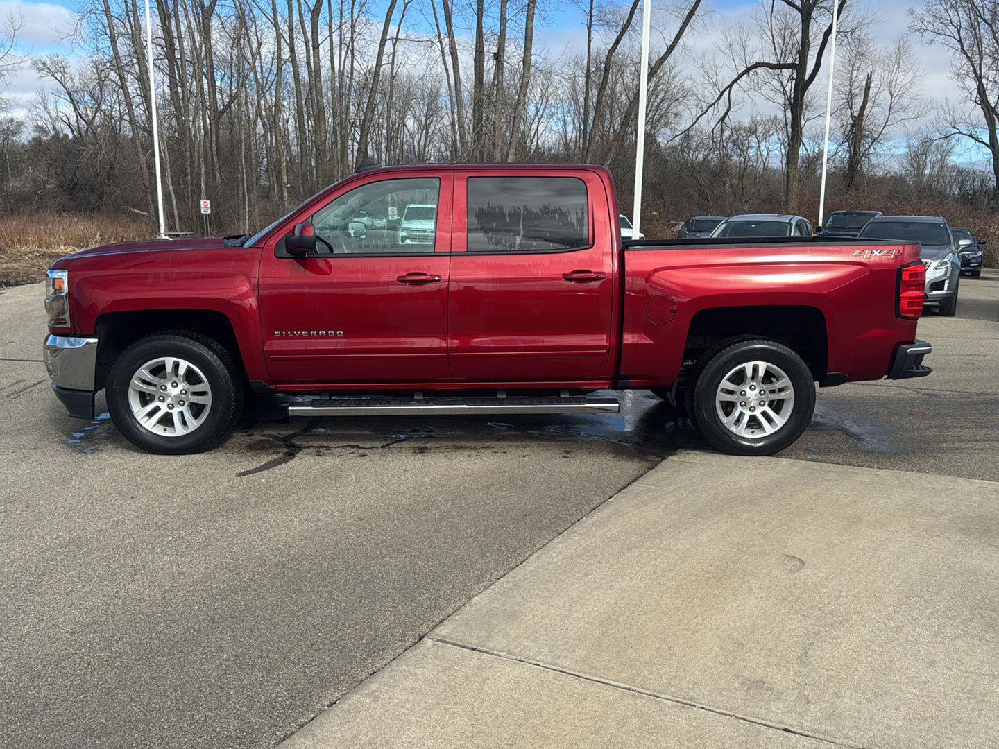 Used 2018 Chevrolet Silverado 1500 LT w/ All Star Edition image 2