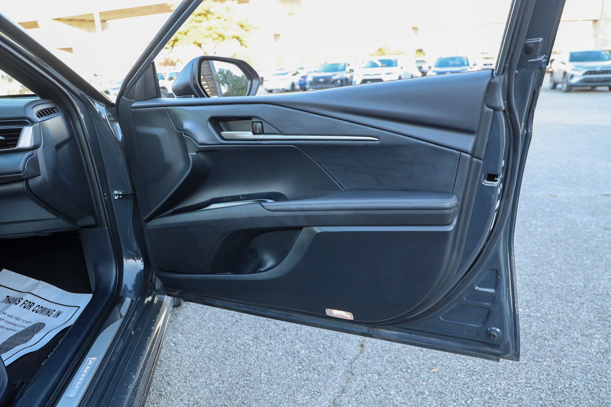 Used 2025 Toyota Camry XSE FWD image 40