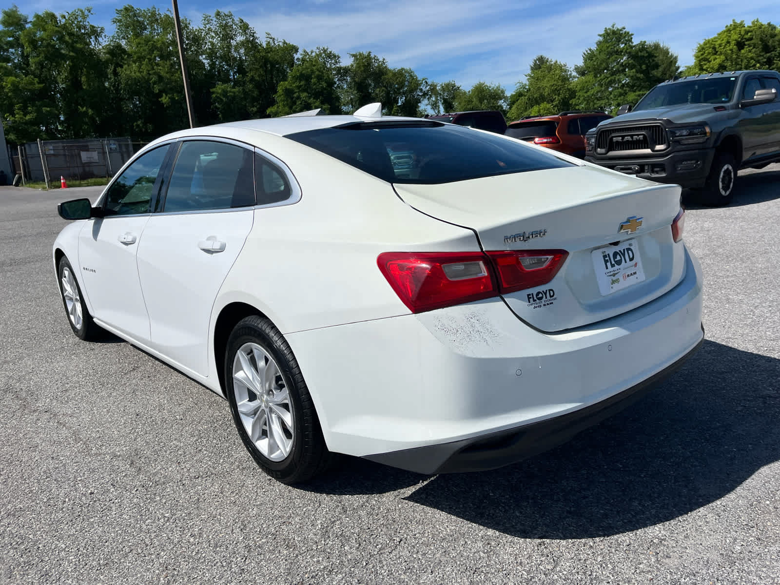 Used 2023 Chevrolet Malibu LT w/ Driver Confidence Package FWD image 5