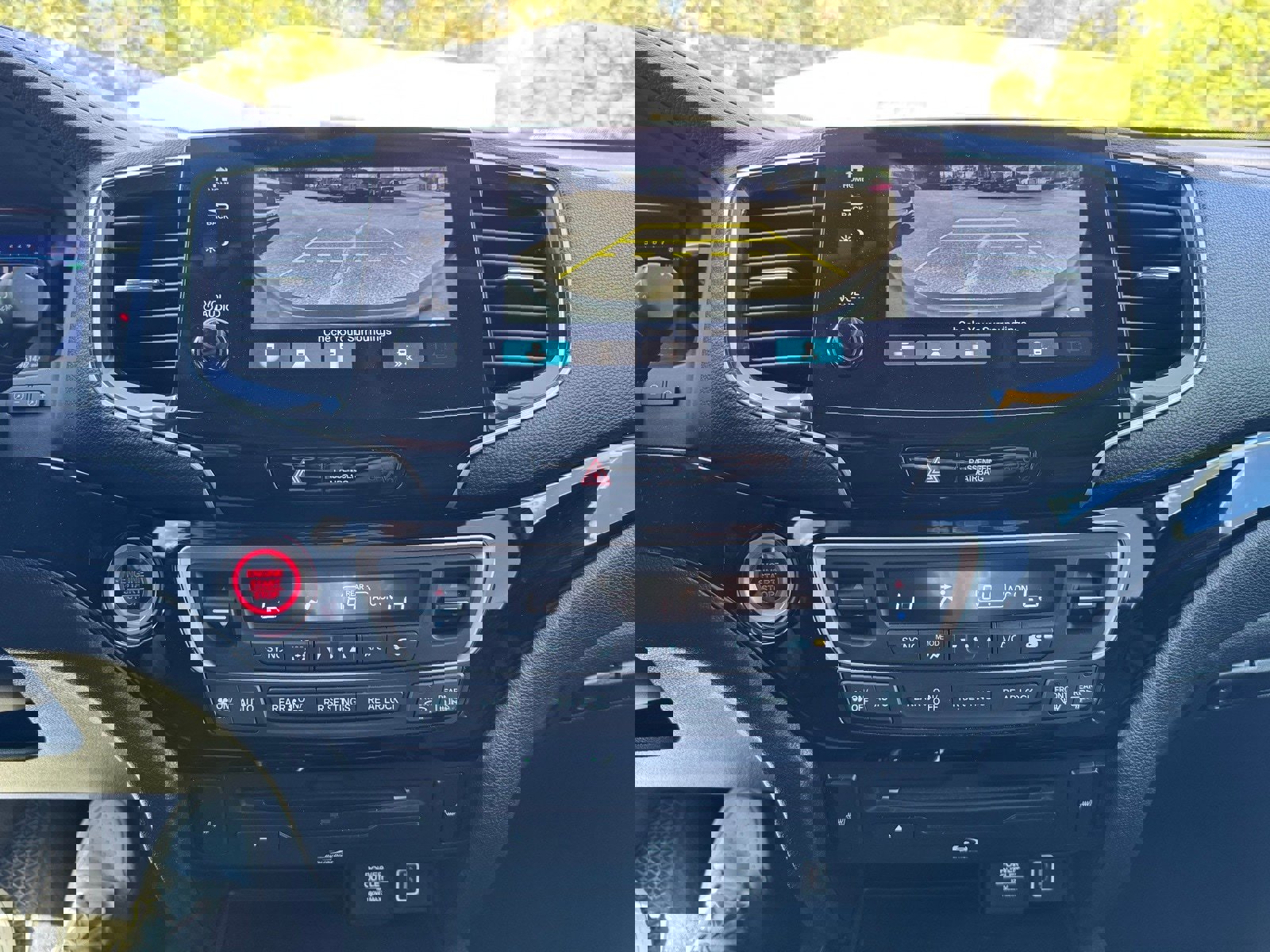 Used 2021 Honda Pilot Touring image 14