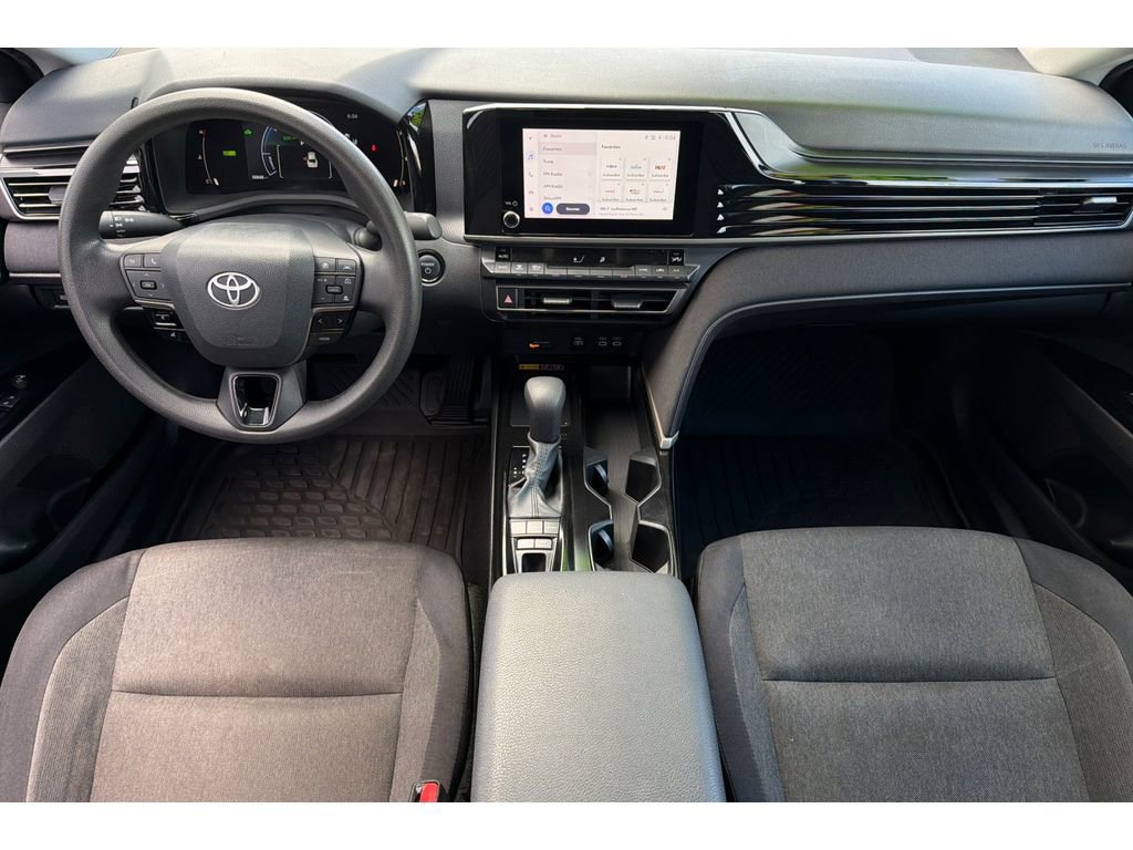 Certified 2025 Toyota Camry LE FWD image 15