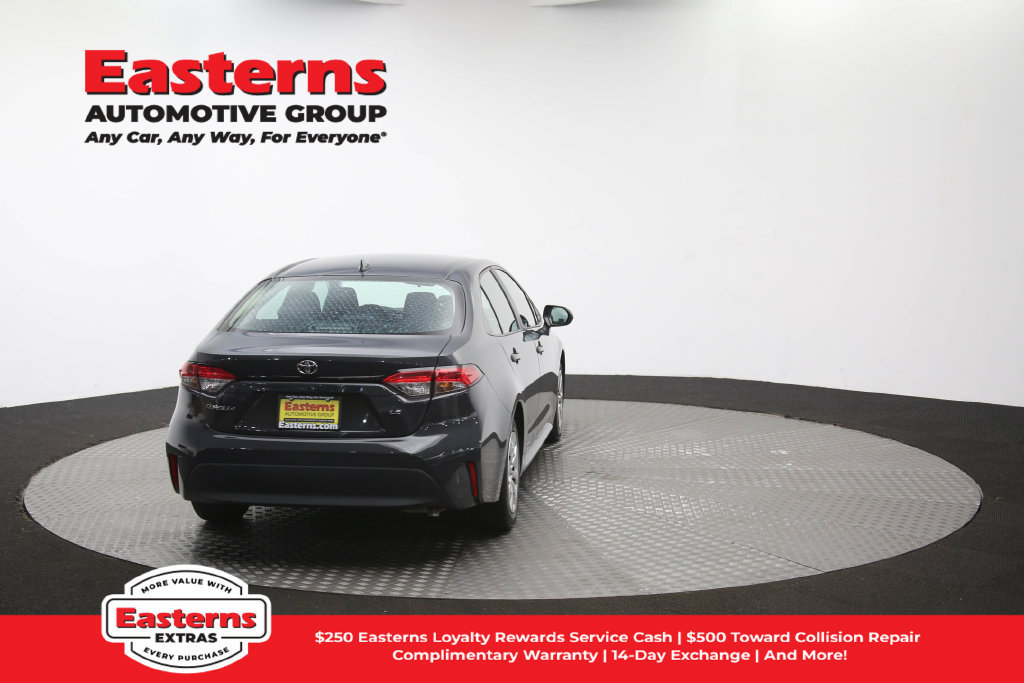 Used 2024 Toyota Corolla LE FWD image 40
