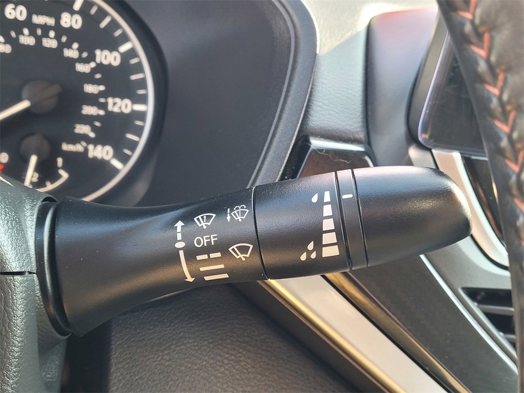 Used 2023 Nissan Altima 2.5 SR w/ SR Premium Package image 17