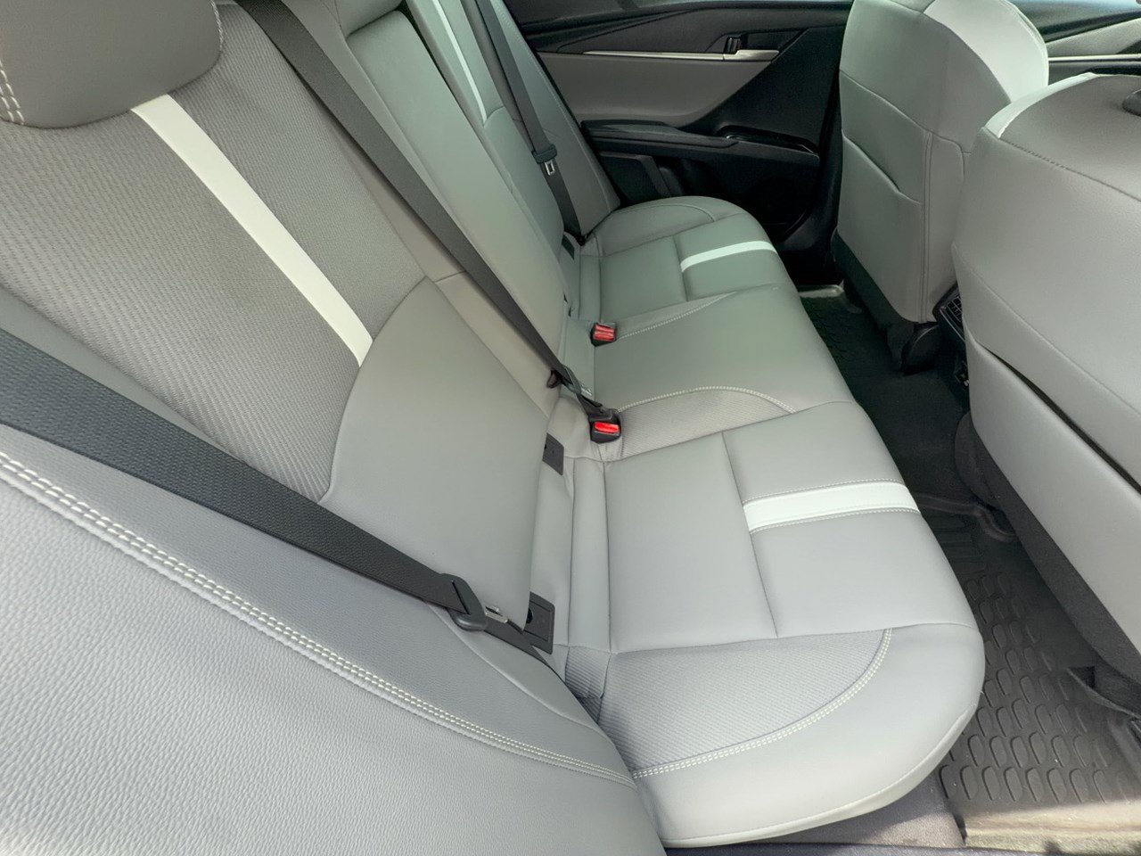 Certified 2025 Toyota Camry SE FWD image 29
