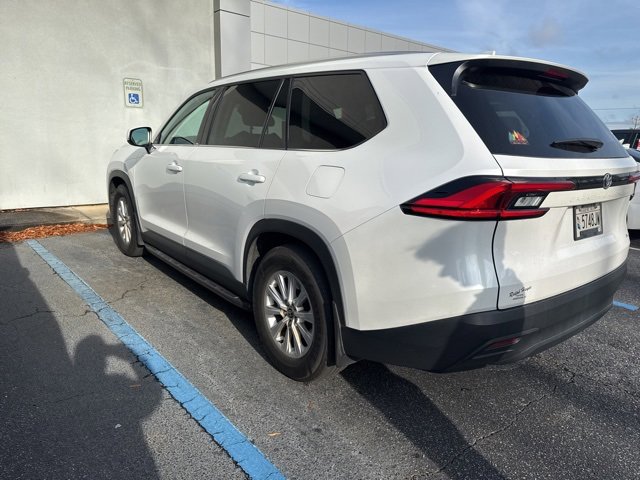 Certified 2024 Toyota Grand Highlander XLE image 4